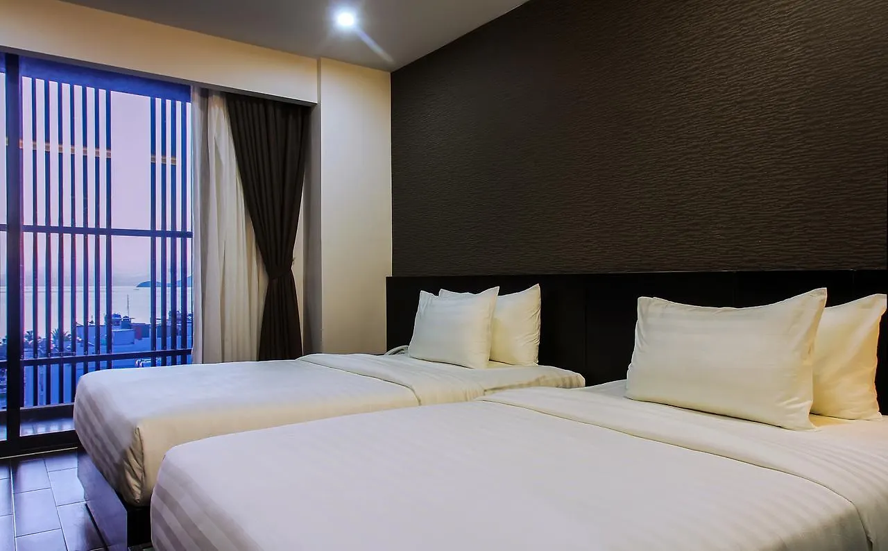 Golden Hotel Nha Trang 3*,  Vietnam
